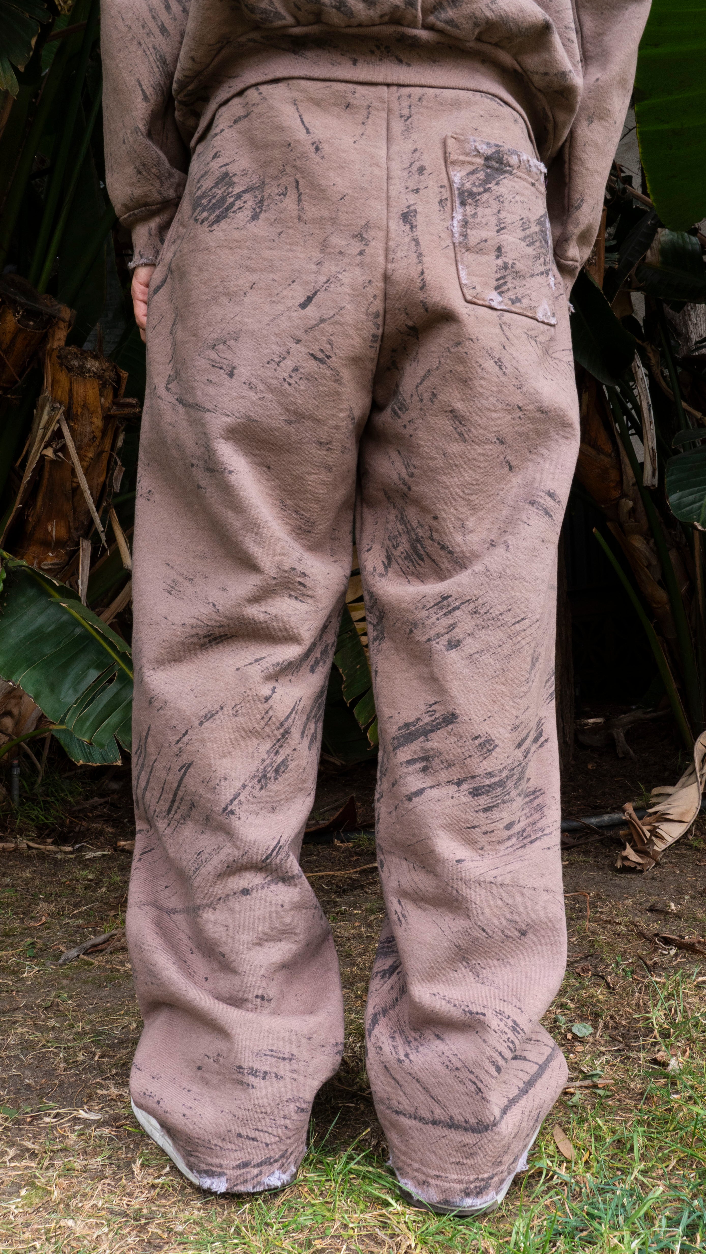 DINO BONES SWEATPANTS BLACK/BROWN